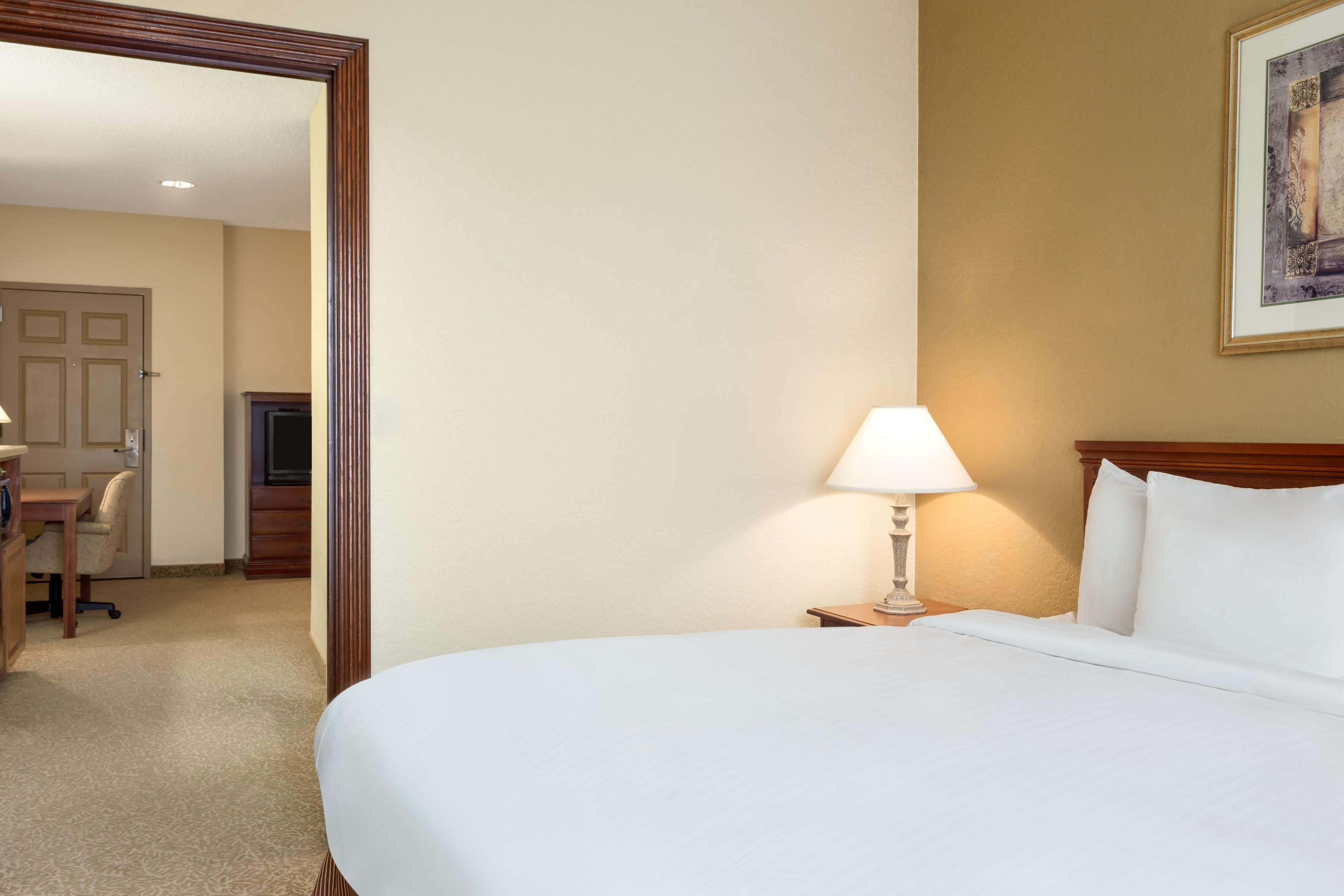 Sonesta Essential Iah Airport Jfk Boulevard - Newly Renovated ฮูสตัน ภายนอก รูปภาพ